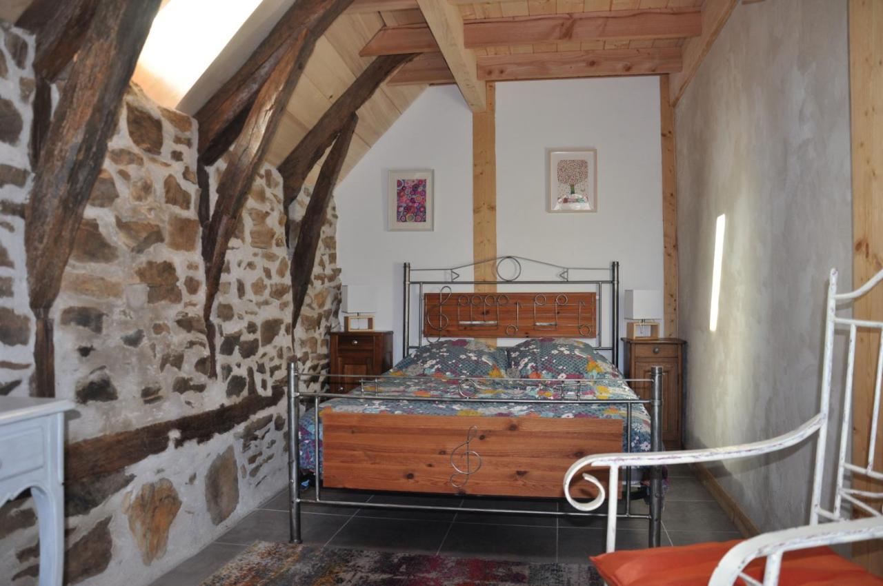 Gite Le Couderc De Coubisou, Grange Renovee Buitenkant foto