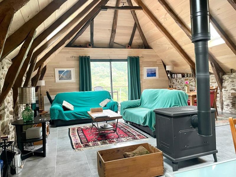 Gite Le Couderc De Coubisou, Grange Renovee Buitenkant foto